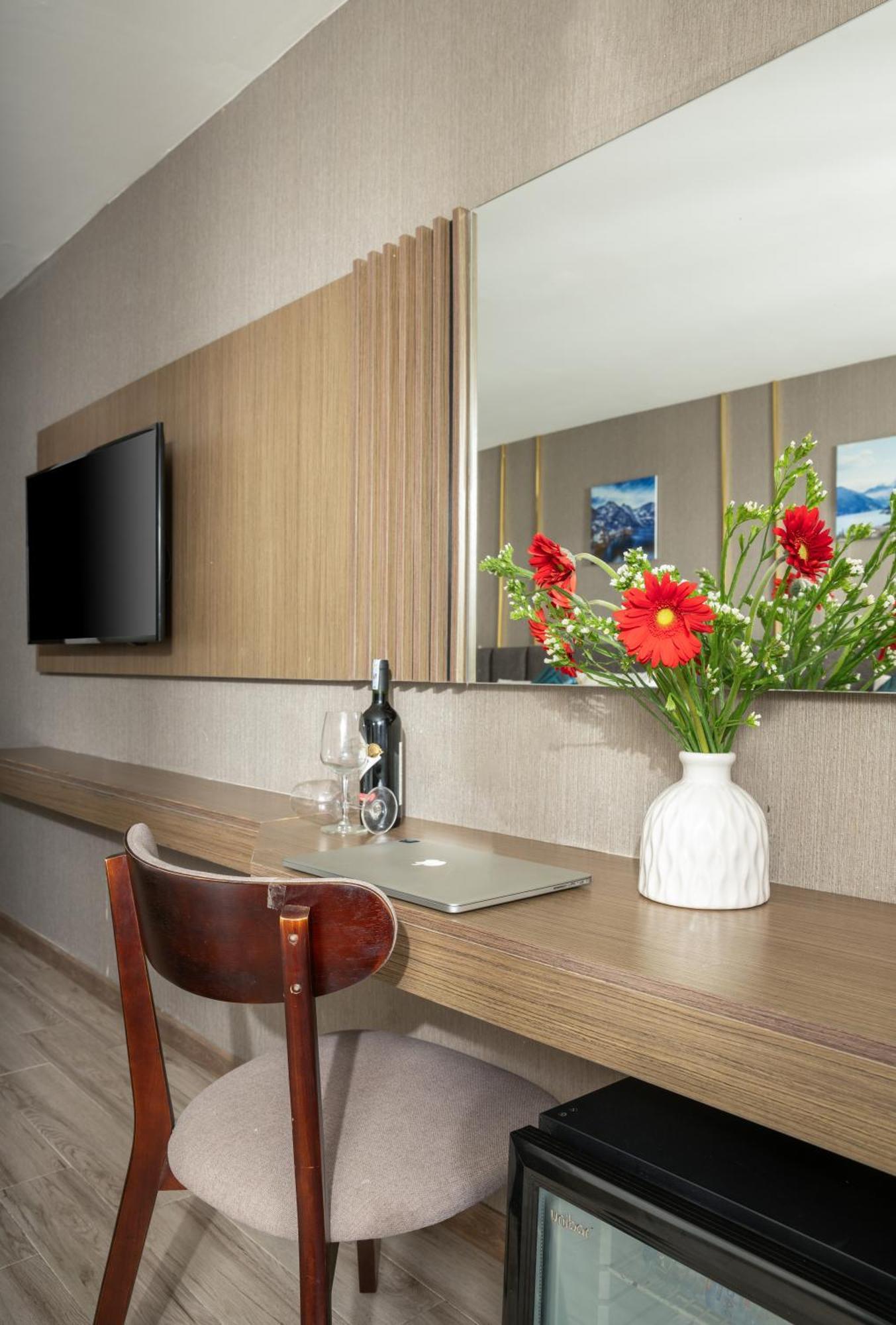 Sochi Hotel Nha Trang Exterior photo