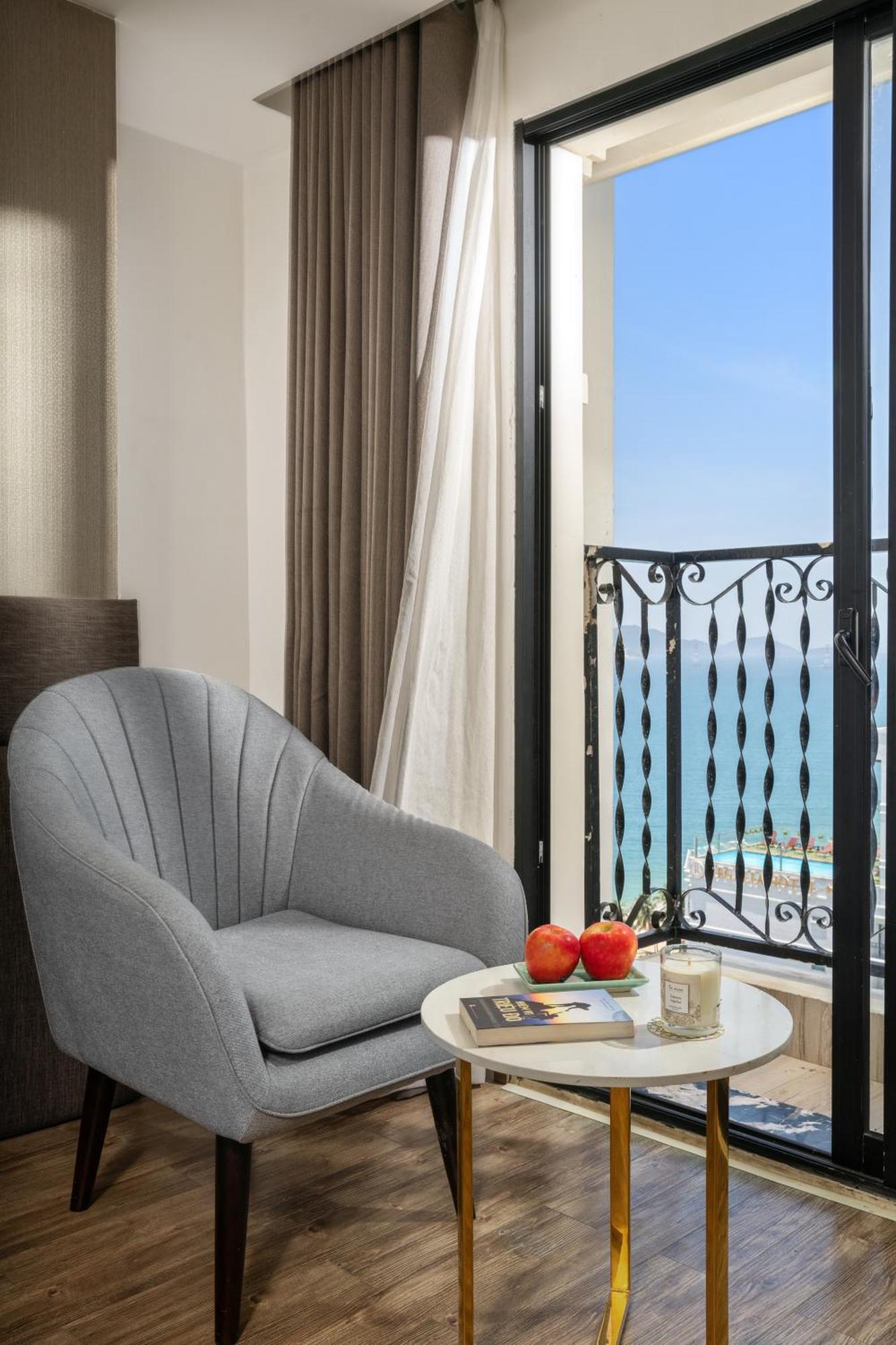 Sochi Hotel Nha Trang Exterior photo