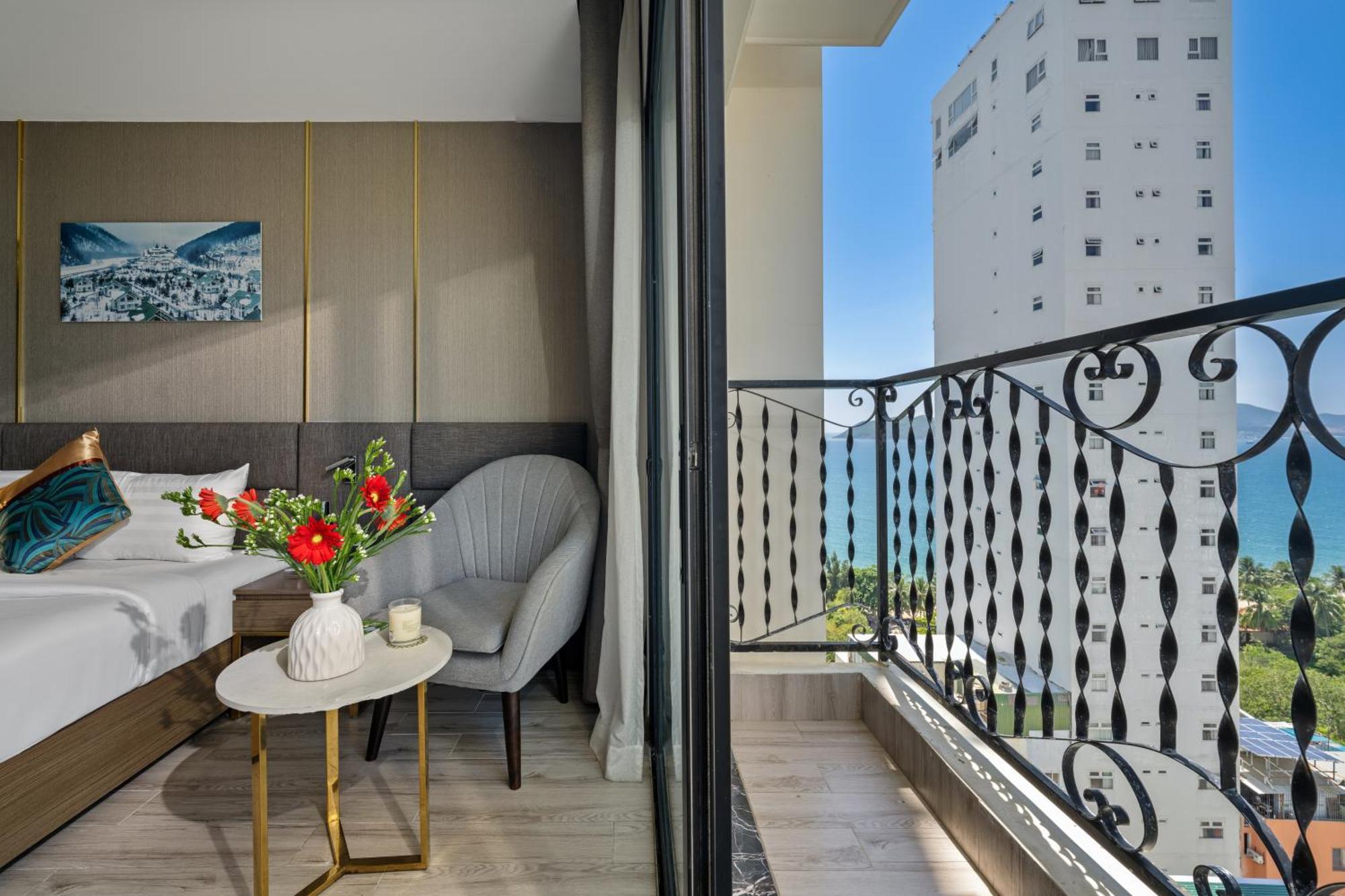 Sochi Hotel Nha Trang Exterior photo